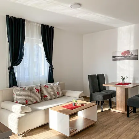 Sunset 아파트 소코 반자